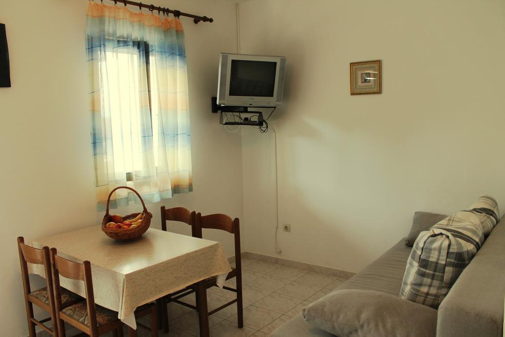 Apartments Lancek イバン・ドーラッツ エクステリア 写真