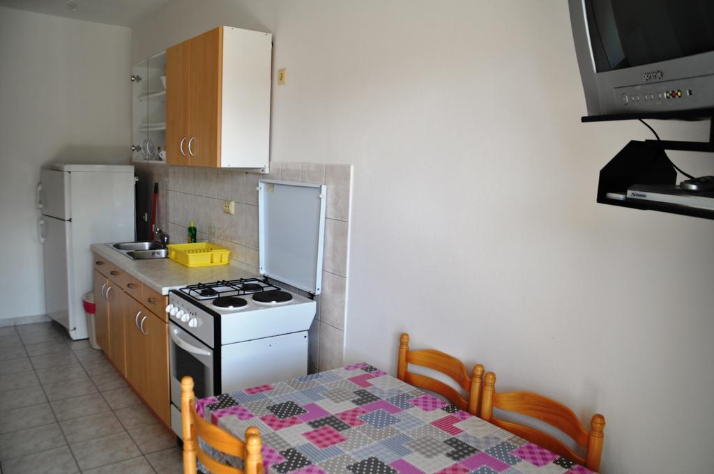 Apartments Lancek イバン・ドーラッツ エクステリア 写真